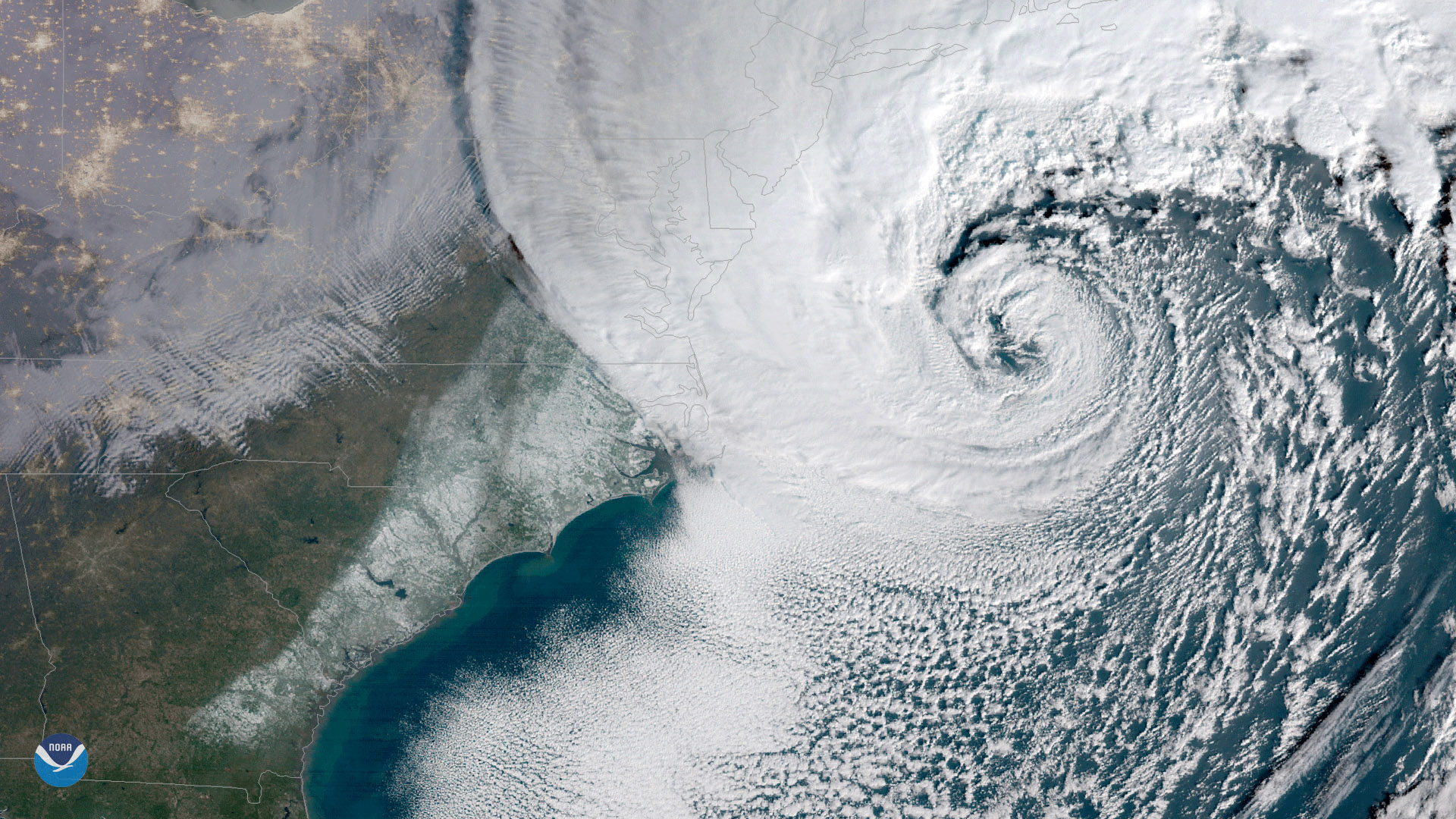 Powerful Nor'easter Batters the U.S. East Coast