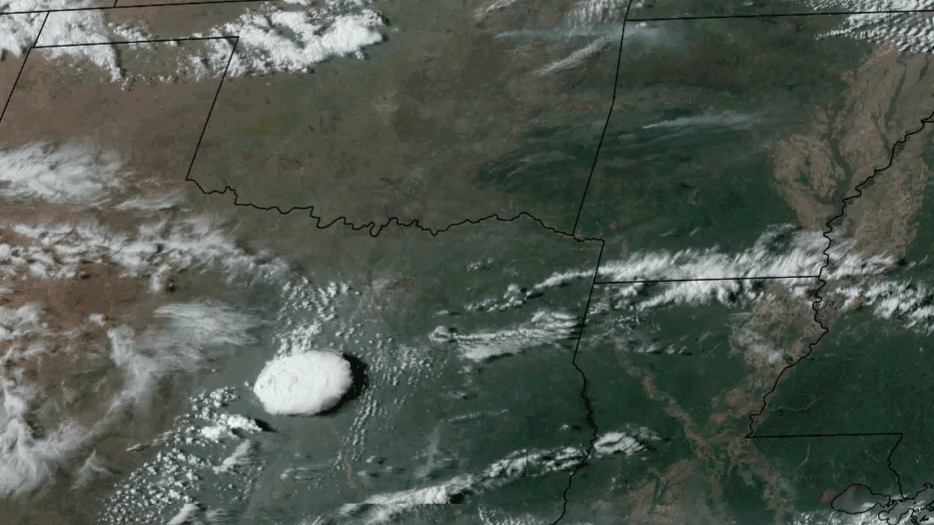 Geocolor imagery of supercell over Texas on April 8, from GOES East.