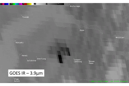 Comparison of GOES-17 ABI and Suomi NPP VIIRS infrared imagery in grayscale, with color legend in top righthand side.