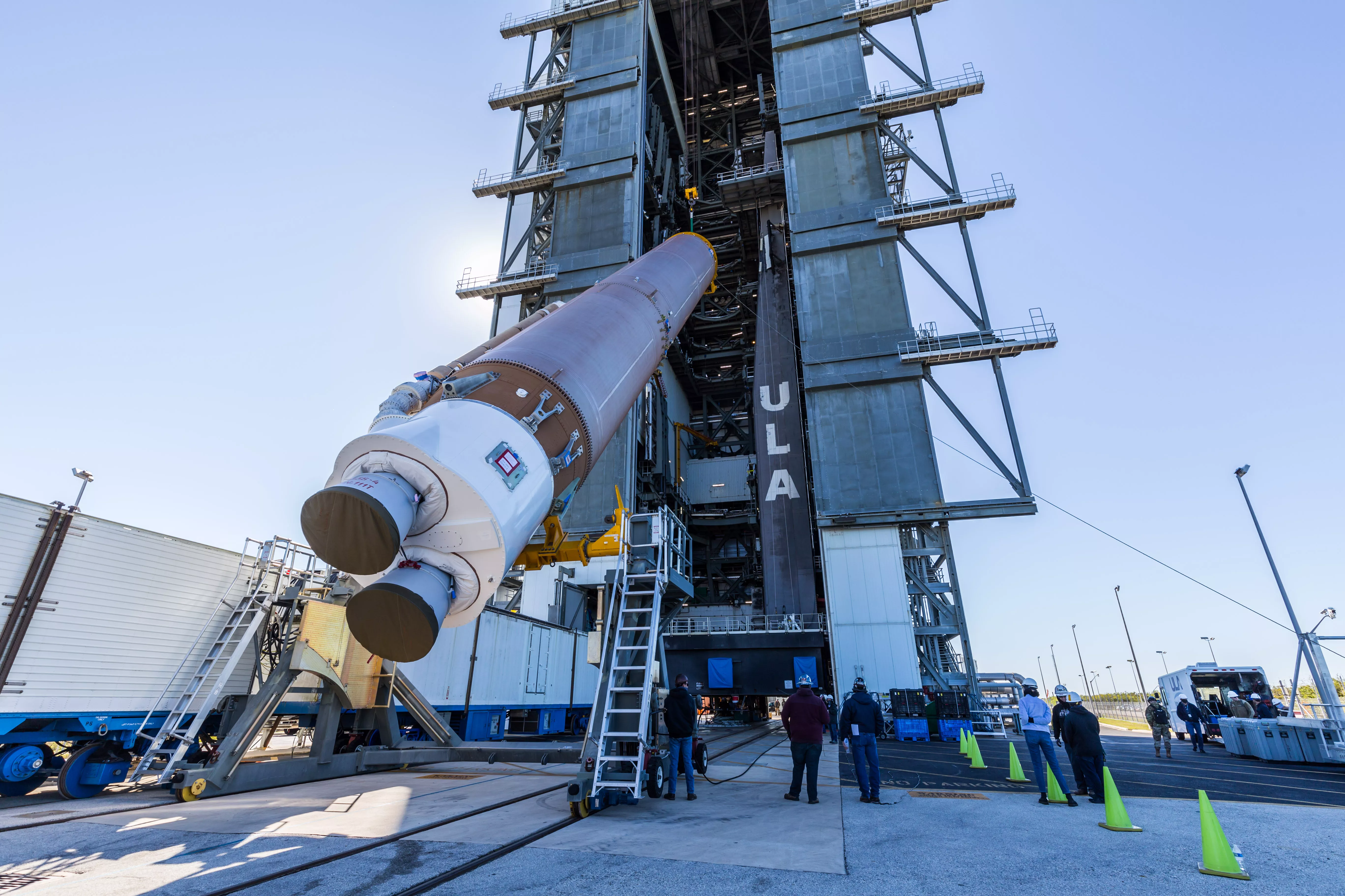 GOES-T Launch Vehicle Lifted to Stand