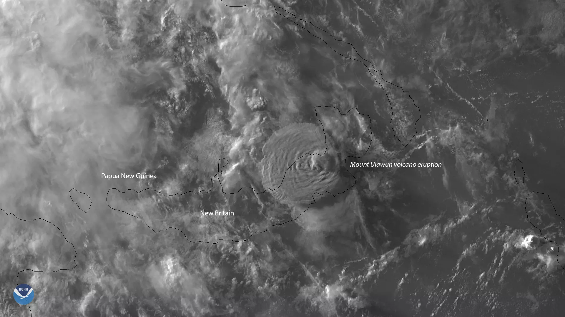 Mount Ulawun, on New Britain in Papua New Guinea erupted on Wednesday, June 26, 2019, seen via Himawari-8's visible and IR imagery.