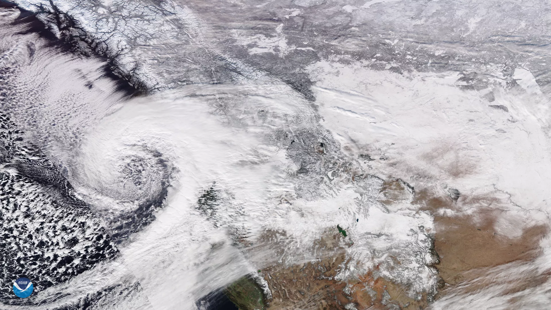 NOAA-20 TrueColor view of a low pressure system that has been bringing snowfall into British Columbia, Jan. 2020.